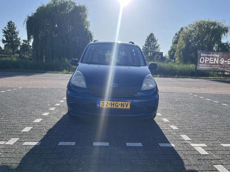 Occasion Toyota Yaris Sol 86 PK (63 kW) 2001 Blauw Stationwagen