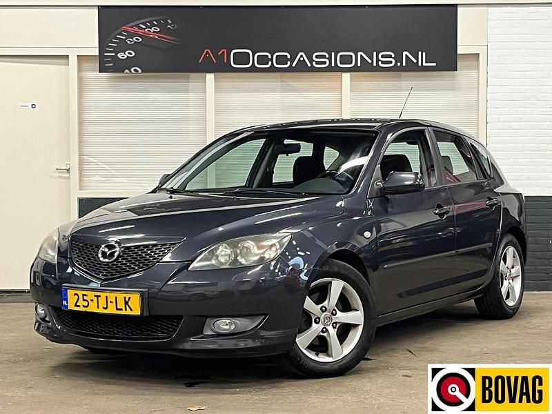 Grijs Gebruikt 2006 Mazda 3 Inclusive Hatchback | € 2.995 (Eerlijke prijs) - Afbeelding 1/4