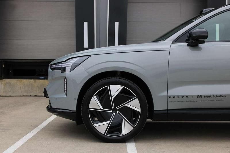 Occasion Volvo EX90 Performance 380 kW (517 PK) 2025 Grijs SUV