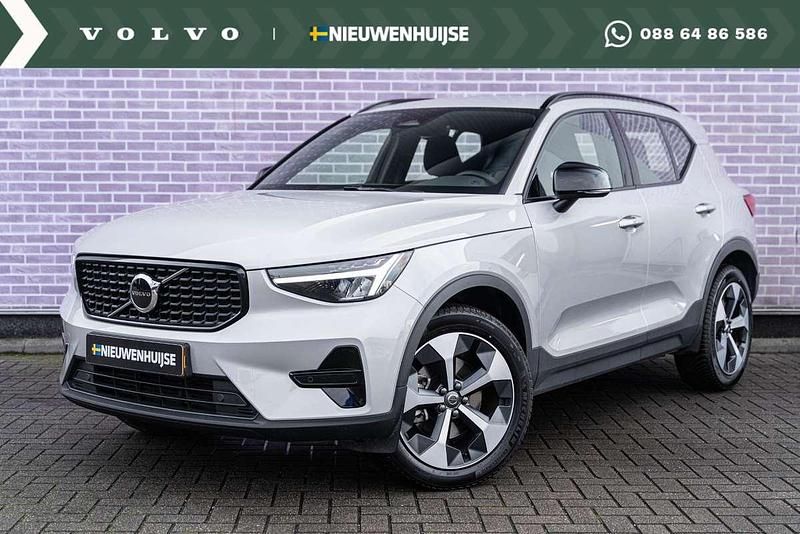 Grijs Gebruikt 2024 Volvo XC40 Plus SUV | € 41.899 (Eerlijke prijs) - Afbeelding 1/4