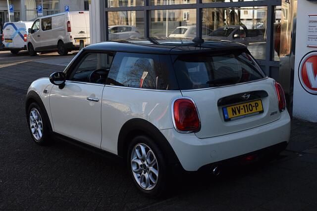 Occasion Mini Cooper Business 136 PK (100 kW) 2017 Wit Hatchback