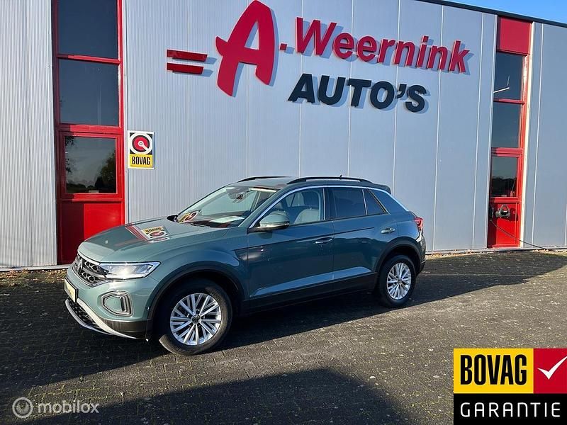 Blauw Gebruikt 2022 VW T-Roc IQ Drive SUV | € 27.750 (Super prijs) - Afbeelding 1/4