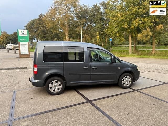 Grijs Gebruikt 2009 VW Caddy Comfortline MPV | € 5.950 (Iets duurder) - Afbeelding 1/4