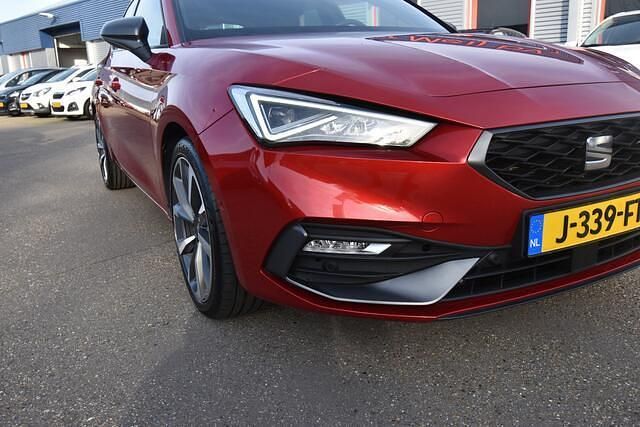 Occasion Seat Leon FR 150 PK (110 kW) 2020 Rood Hatchback