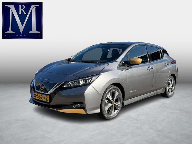 Occasion Nissan Leaf Tekna 50 kW (68 PK) 2023 Bruin Hatchback