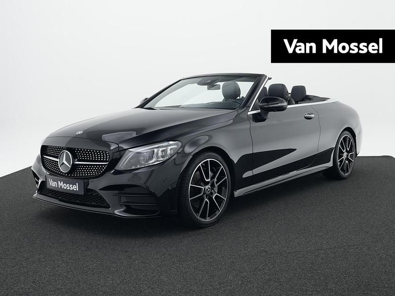 Zwart Gebruikt 2019 Mercedes C180 Premium Plus Cabriolet | € 34.440 (Eerlijke prijs) - Afbeelding 1/4