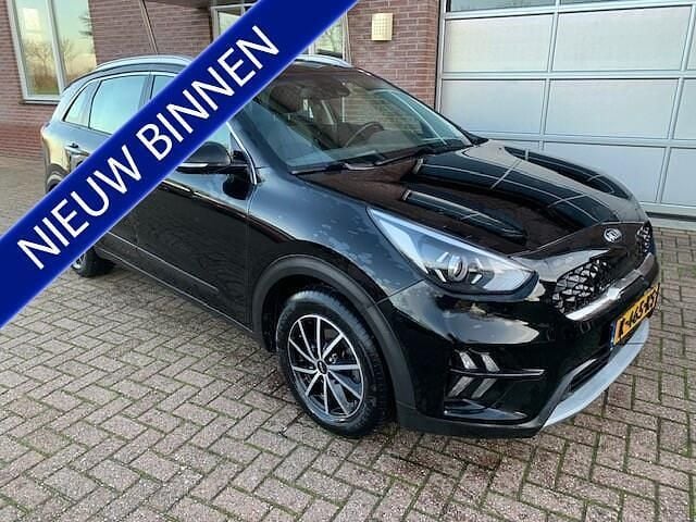 Zwart (metallic) Gebruikt 2021 Kia Niro SUV | € 21.950 (Goede deal) - Afbeelding 1/4