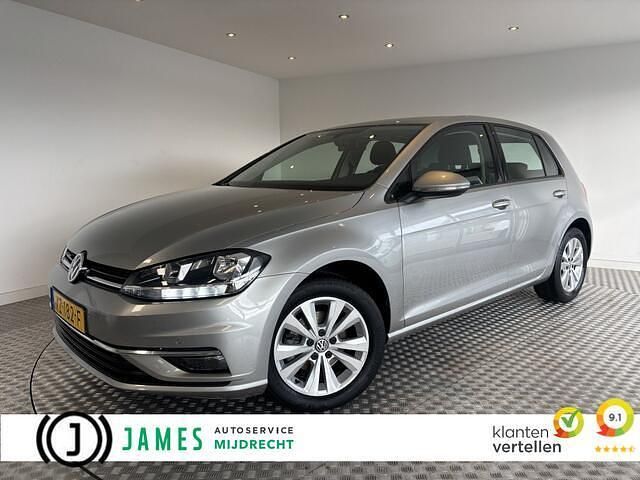 Grijs (metallic) Gebruikt 2019 VW Golf VII Comfortline Hatchback | € 15.445 (Eerlijke prijs) - Afbeelding 1/4