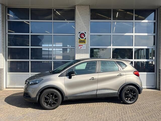 Occasion Renault Captur Authentique 90 PK (66 kW) 2014 Bruin SUV