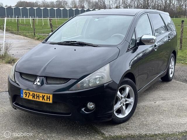 Zwart Gebruikt 2005 Mitsubishi Grandis MPV | € 1.300 (Eerlijke prijs) - Afbeelding 1/4
