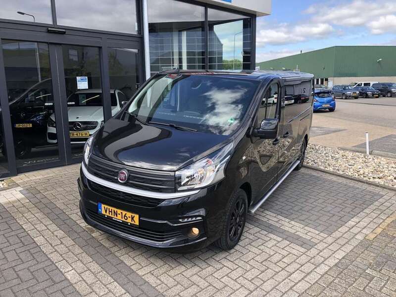 Zwart Gebruikt 2020 Fiat Talento Van | € 26.950 - Afbeelding 1/4