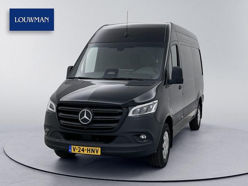 Zwart Occasion 2024 Mercedes E-Sprinter Van | € 49.950 - Afbeelding 1/4