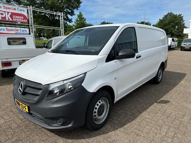 Wit Gebruikt 2020 Mercedes Vito MPV | € 20.950 (Super prijs) - Afbeelding 1/4
