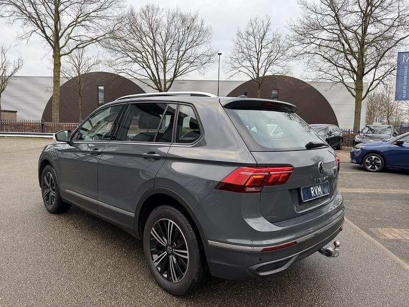 Occasion VW Tiguan Active 150 PK (110 kW) 2022 Grijs (metallic) SUV