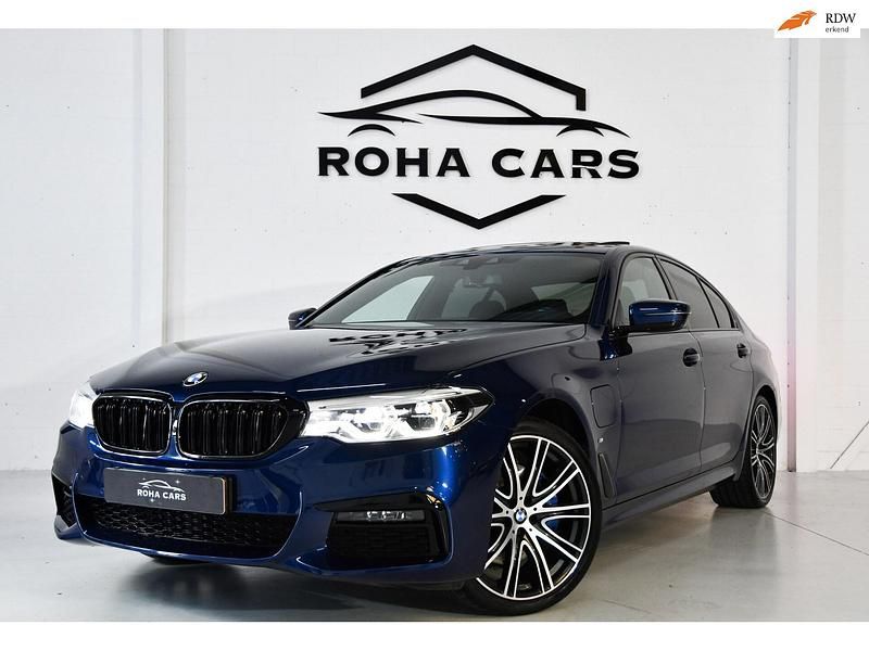 Blauw Gebruikt 2020 BMW 530 Executive Sedan | € 33.445 (Eerlijke prijs) - Afbeelding 1/4
