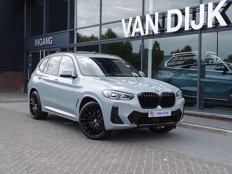Grijs Gebruikt 2023 BMW X3 M Sport SUV | € 62.850 (Duur) - Afbeelding 1/4