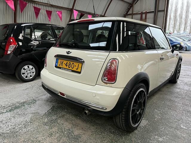 Occasion Mini ONE Salt 90 PK (66 kW) 2005 Wit Hatchback