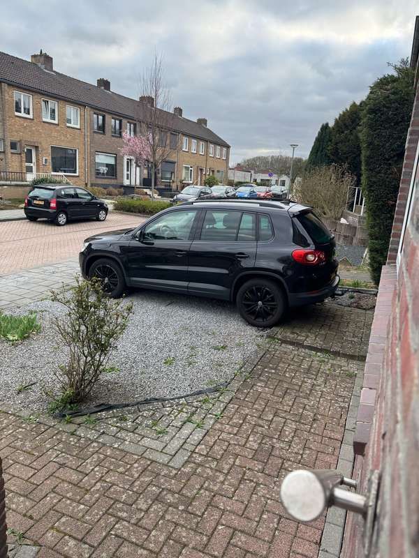 Zwart Gebruikt 2011 VW Tiguan Sport SUV | € 12.999 (Iets duurder) - Afbeelding 1/4
