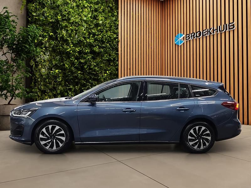 Occasion Ford Focus Titanium 2022 Blauw Stationwagen