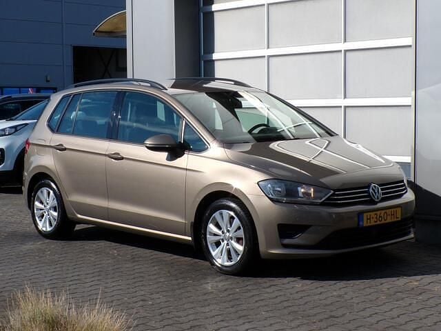 Grijs Gebruikt 2015 VW Golf Sportsvan Highline MPV | € 7.250 (Goede deal) - Afbeelding 1/4