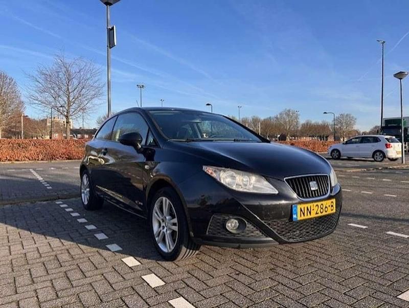 Zwart Occasion 2011 Seat Ibiza Style MPV | € 2.799 (Super prijs) - Afbeelding 1/4
