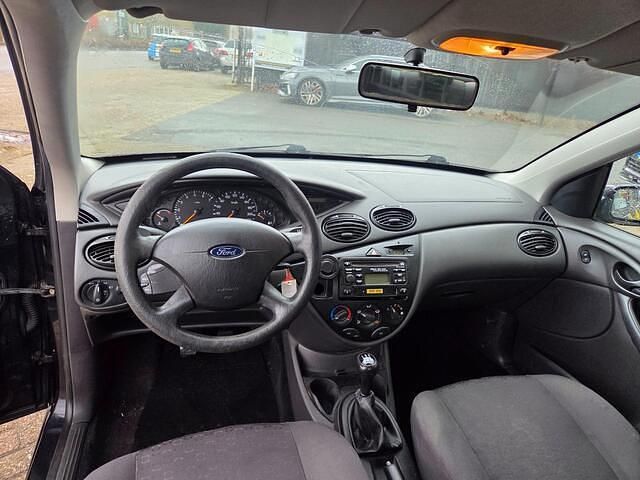 Occasion Ford Focus 101 PK (74 kW) 2003 Zwart Sedan