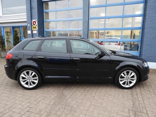 Occasion Audi A3 Sportback Ambition 105 PK (77 kW) 2012 Zwart (metallic) Hatchback