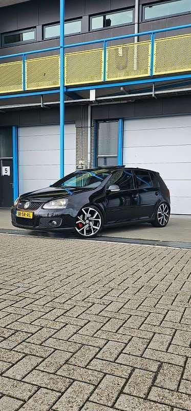 Zwart Occasion 2006 VW Golf V GTI Hatchback | € 6.250 (Duur) - Afbeelding 1/4
