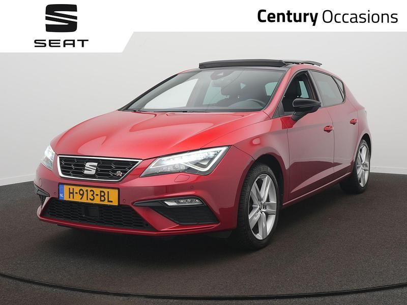 Rood Gebruikt 2020 Seat Leon FR Hatchback | € 15.900 (Eerlijke prijs) - Afbeelding 1/4