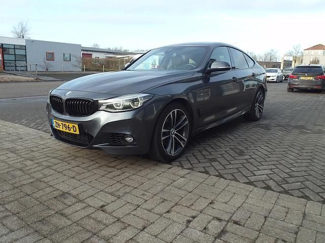 Occasion BMW 330 M Sport 252 PK (185 kW) 2018 Grijs Sedan