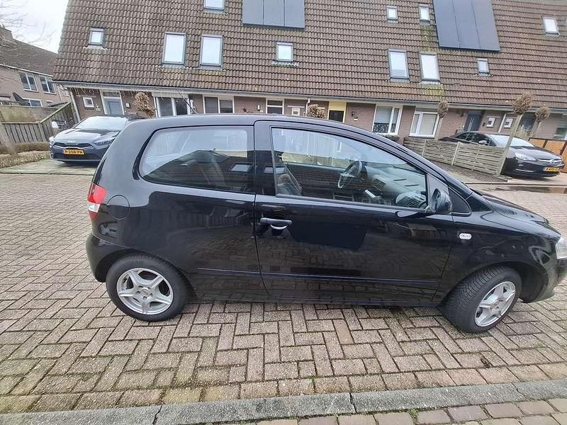 Occasion VW Fox Trendline 75 PK (55 kW) 2009 Zwart Hatchback