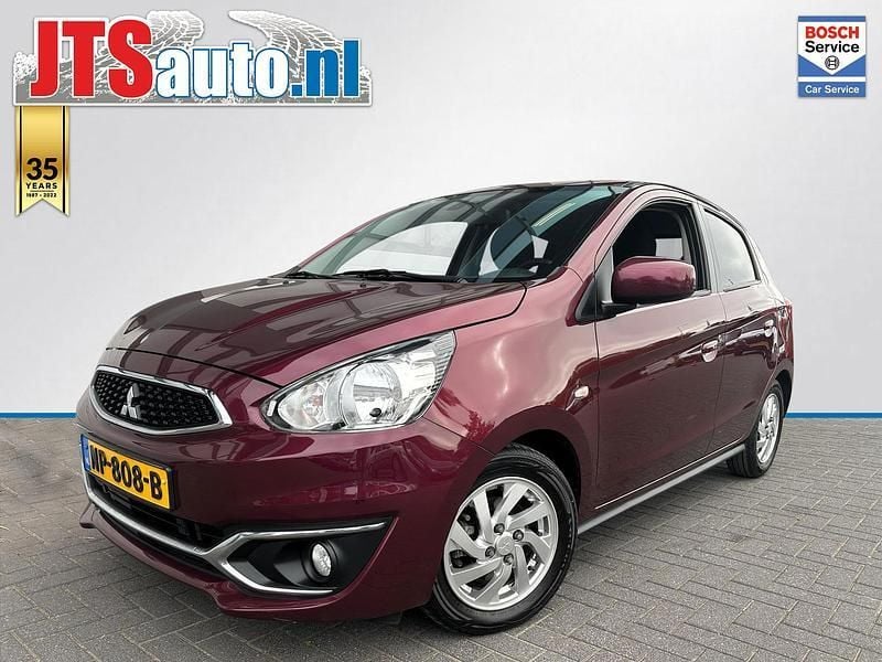 Rood Gebruikt 2017 Mitsubishi Space Star Hatchback | € 7.790 (Eerlijke prijs) - Afbeelding 1/4