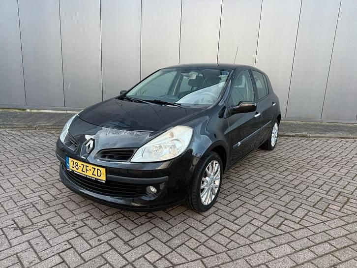 Occasion 2008 Renault Clio II Sedan | € 1.599 (Eerlijke prijs) - Afbeelding 1/4
