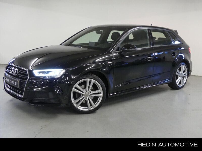 Zwart Gebruikt 2020 Audi A3 Sportback Sport Hatchback | € 27.950 (Eerlijke prijs) - Afbeelding 1/4