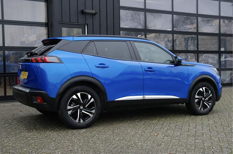 Occasion Peugeot e-2008 Allure 100 kW (136 PK) 2022 Blauw SUV