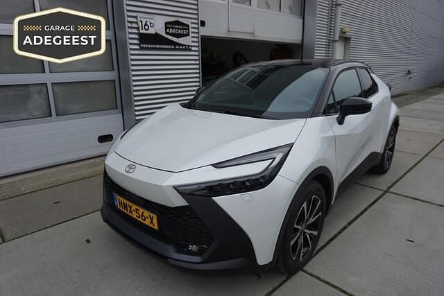 Nieuw Toyota C-HR 163 PK (119 kW) 2026 Wit SUV