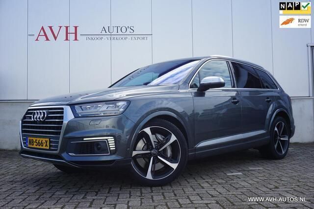 Grijs Gebruikt 2016 Audi Q7 Sport SUV | € 24.950 (Goede deal) - Afbeelding 1/4