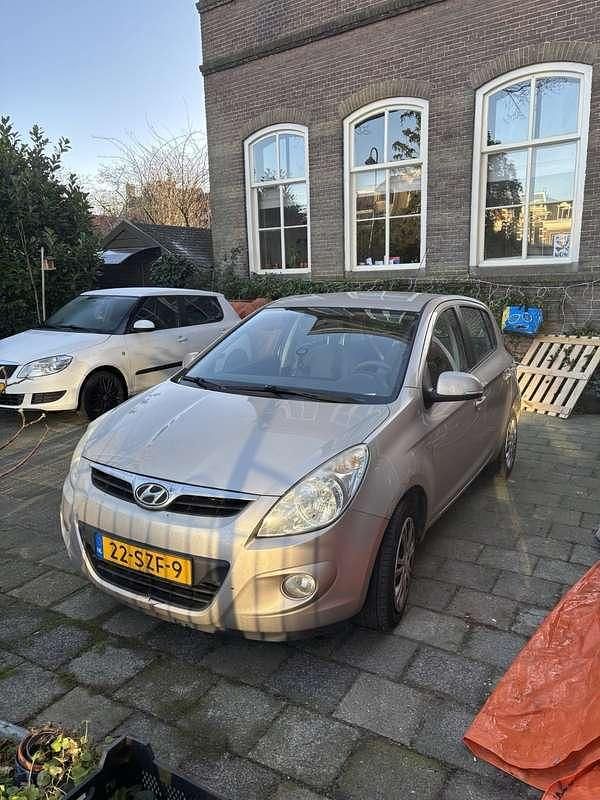 Occasion Hyundai i20 Comfort 77 PK (56 kW) 2012 Sedan