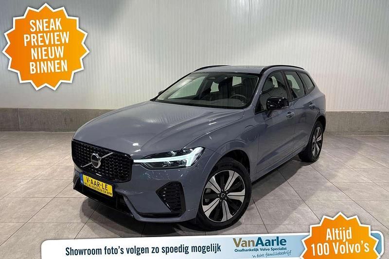 Grijs Gebruikt 2023 Volvo XC60 Plus SUV | € 44.650 (Super prijs) - Afbeelding 1/3