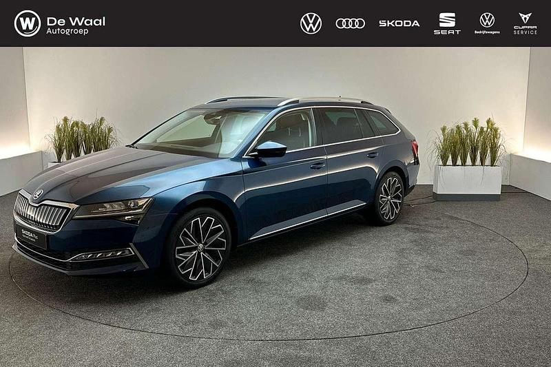 Blauw Gebruikt 2022 Skoda Superb Stationwagen | € 28.495 (Eerlijke prijs) - Afbeelding 1/3