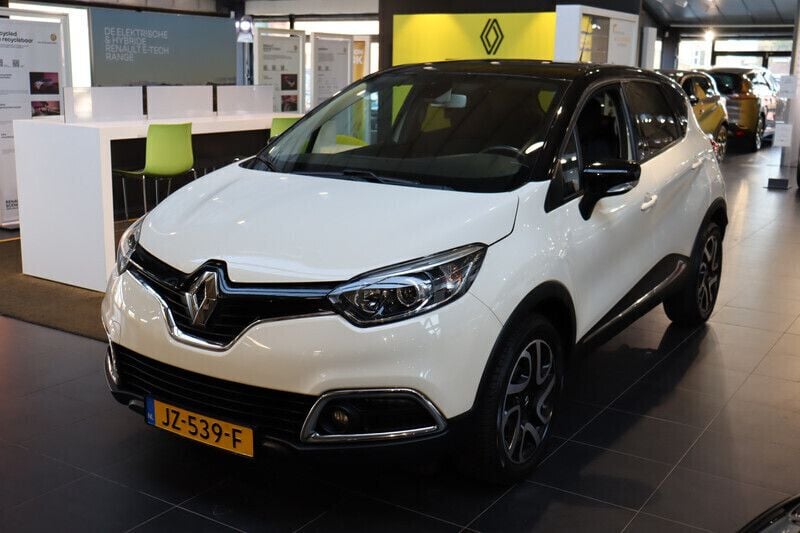 Creme Gebruikt 2016 Renault Captur Dynamique SUV | € 9.990 (Eerlijke prijs) - Afbeelding 1/4