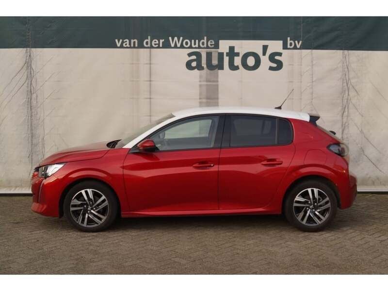Rood Gebruikt 2019 Peugeot 208 Allure Hatchback | € 12.900 (Eerlijke prijs) - Afbeelding 1/2