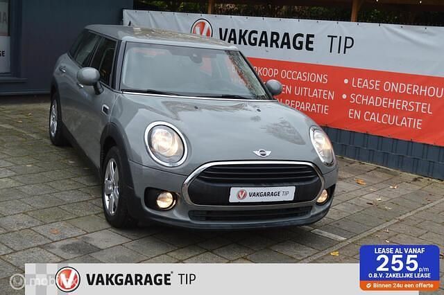 Grijs Gebruikt 2017 Mini One Clubman Business Stationwagen | € 15.750 (Eerlijke prijs) - Afbeelding 1/4