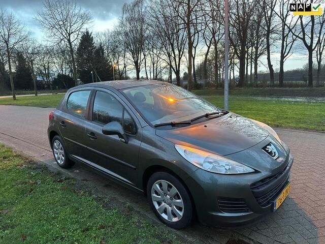 Grijs Gebruikt 2011 Peugeot 207 Access Hatchback | € 4.999 (Eerlijke prijs) - Afbeelding 1/4