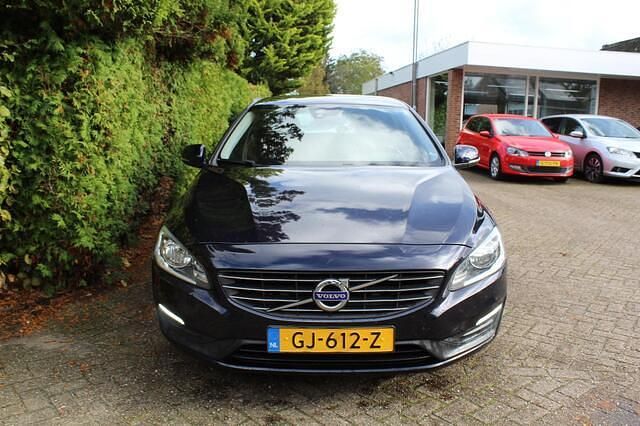 Occasion Volvo V60 Momentum 153 PK (112 kW) 2015 Blauw Stationwagen