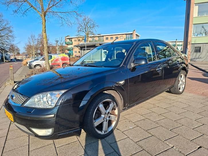 Occasion 2007 Ford Mondeo | € 1.750 (Eerlijke prijs) - Afbeelding 1/4