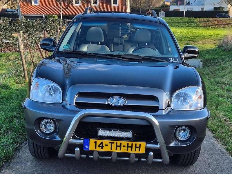 Zwart Gebruikt 2006 Hyundai Santa Fe SUV | € 3.250 (Eerlijke prijs) - Afbeelding 1/4