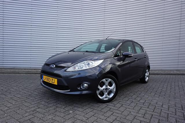 Grijs Gebruikt 2010 Ford Fiesta Trend Hatchback | € 4.750 (Eerlijke prijs) - Afbeelding 1/4