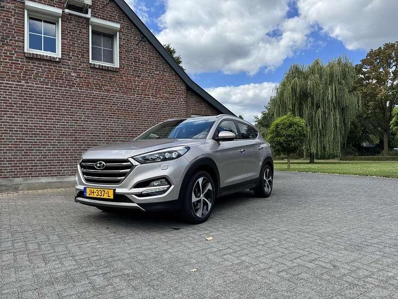 Brons Gebruikt 2016 Hyundai Tucson Premium SUV | € 16.500 (Iets duurder) - Afbeelding 1/4