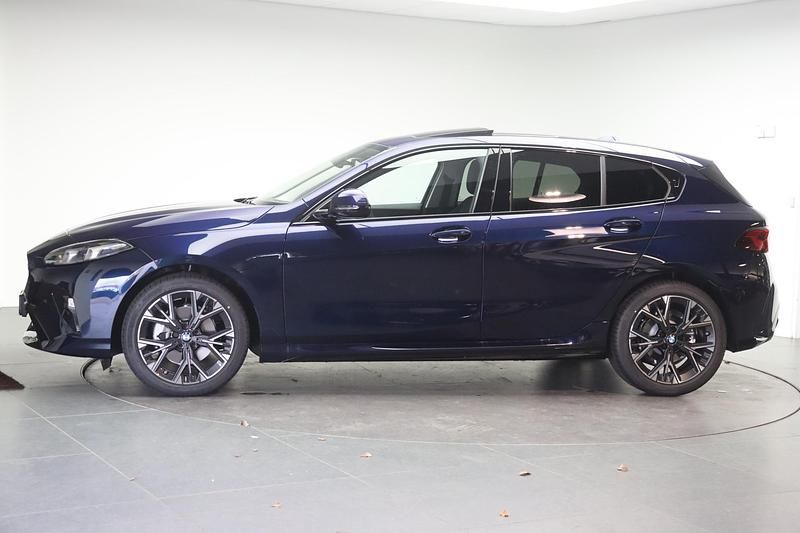 Occasion BMW 120 Comfort Edition 156 PK (114 kW) 2025 Blauw Hatchback